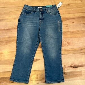 Maurice’s m jeans Everflex Curvy High Rise Crop Jeans - NWT